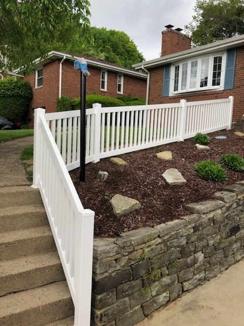 Stair vinyl railings