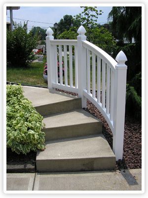 Curved vinyl railings