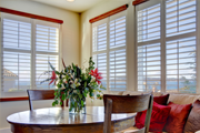 Blinds cleaning service