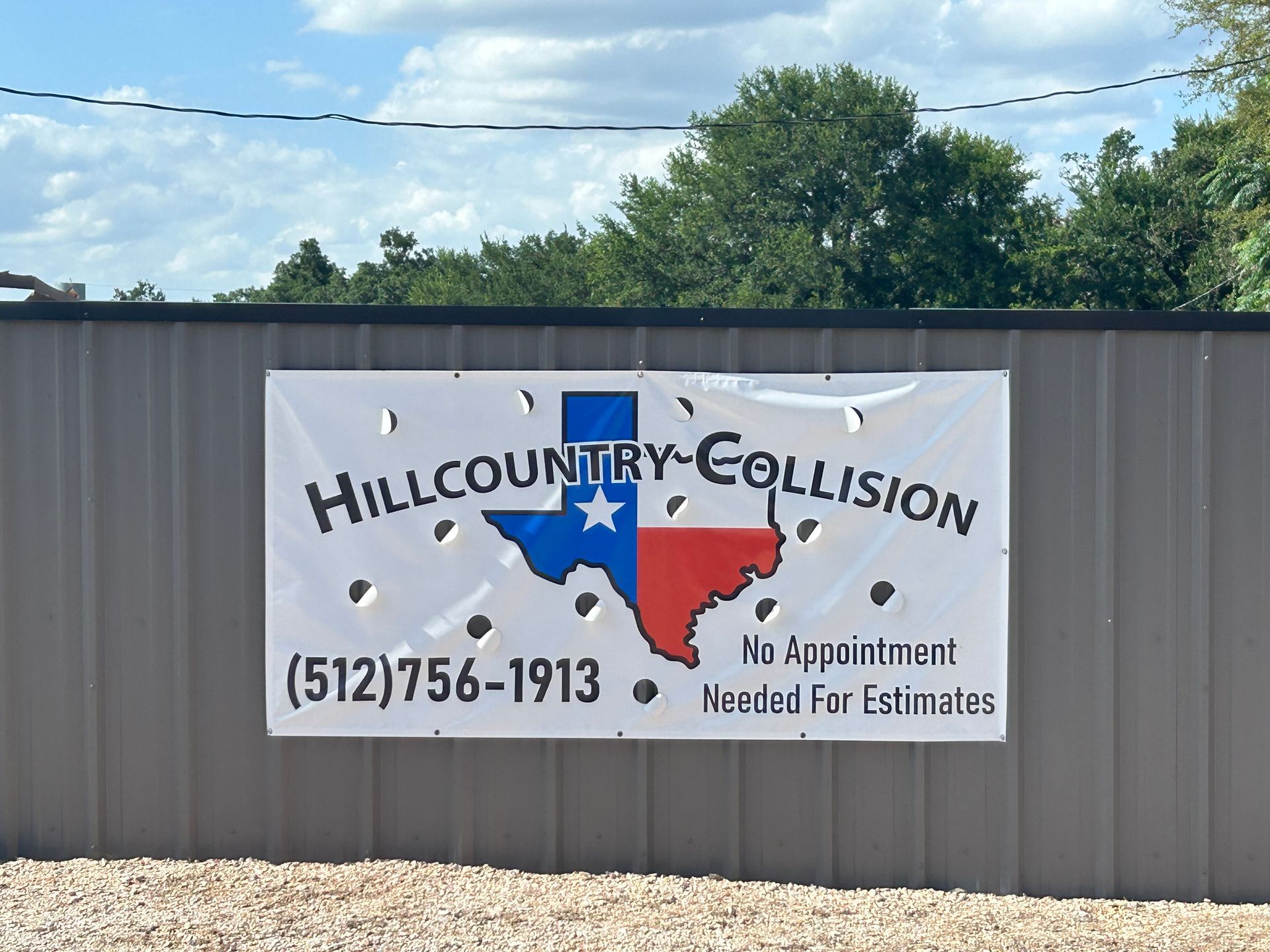Hillcountry Collision Signage