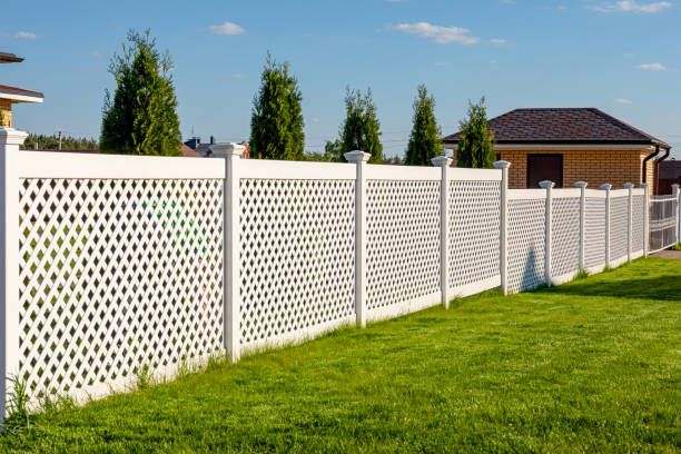 PVC and vinyl fencing services