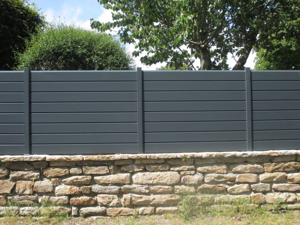 PVC and vinyl fencing services