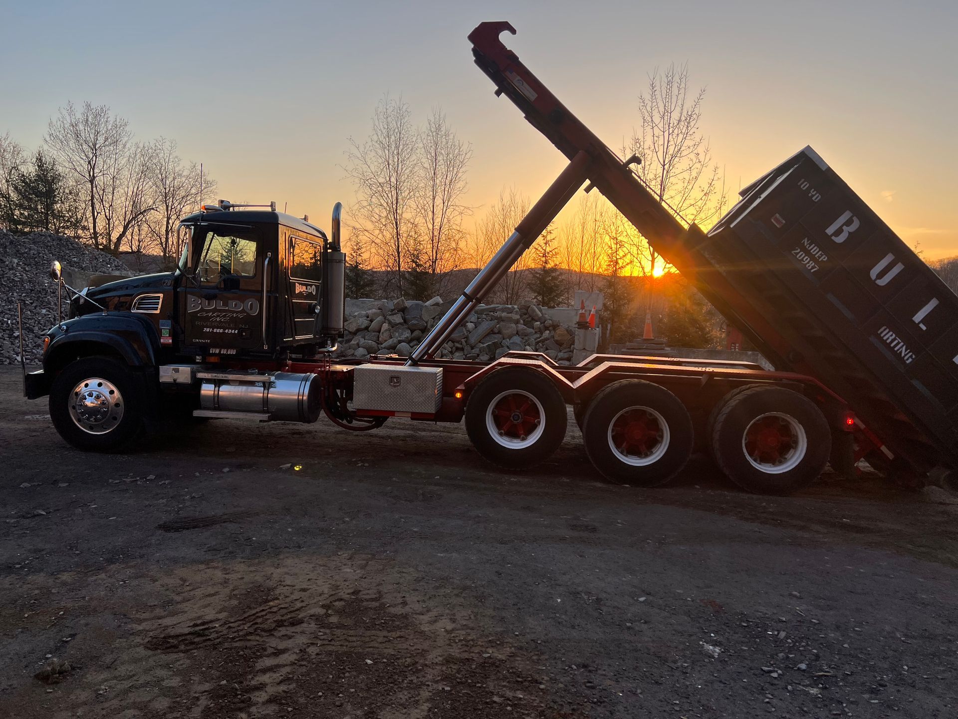 Roll-off container delivery