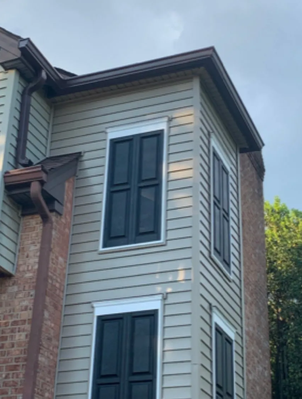 exterior symmetry elevator complete