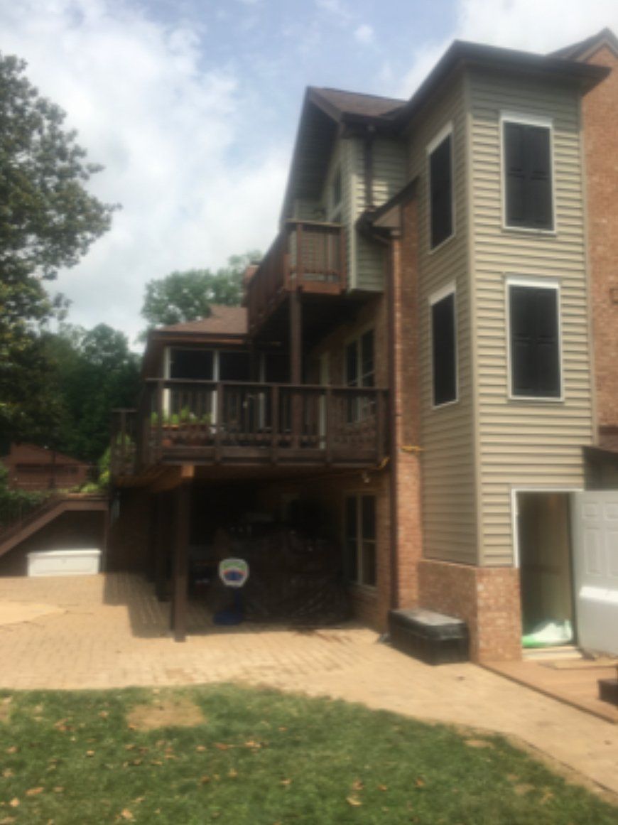 Residential elevator installation