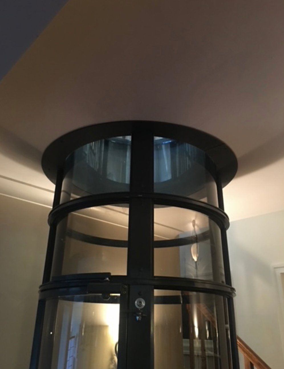 Pneumatic Vacuum Elevator black base