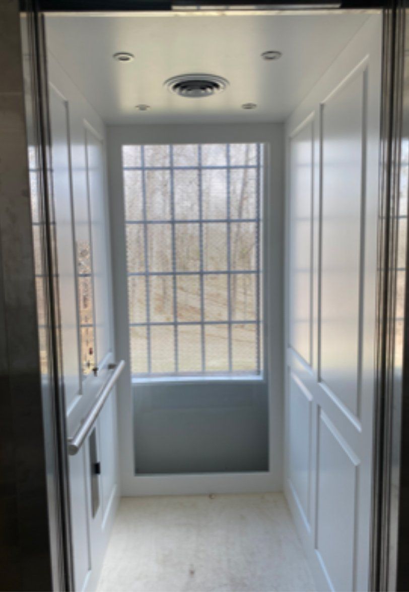 Residential elevator installation