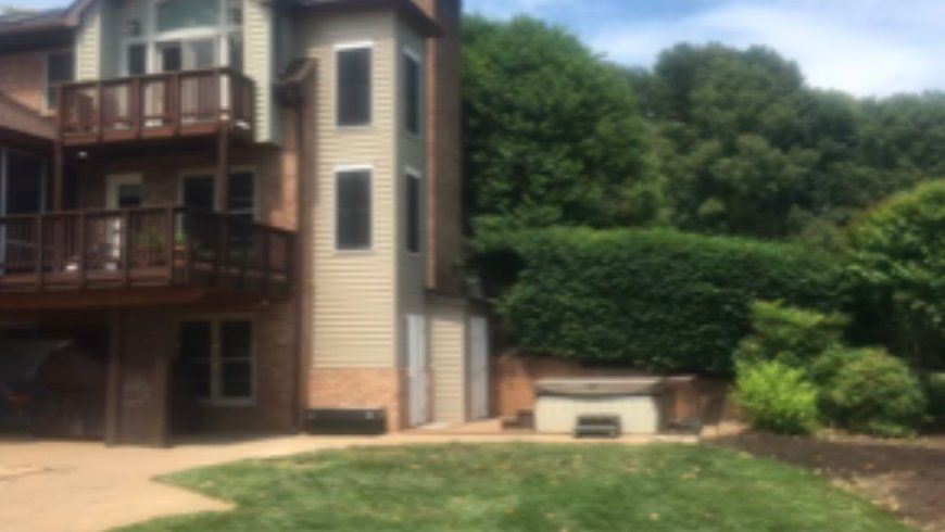 Residential elevator installation