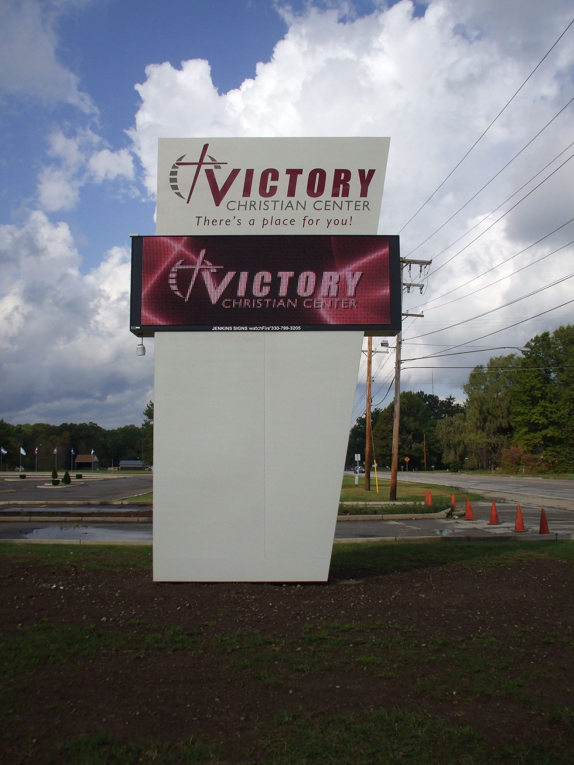 a sign that says victory on it