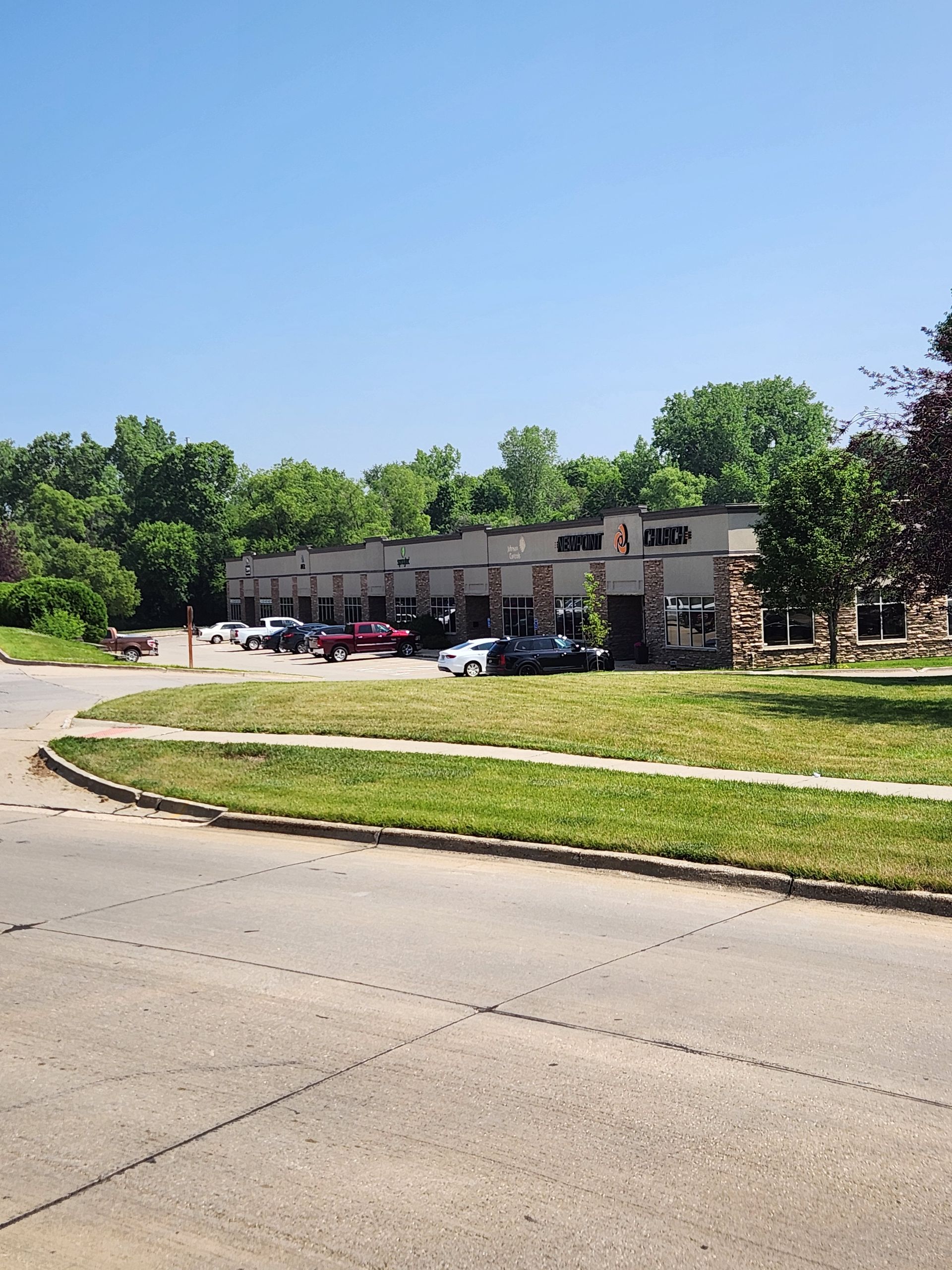 Urbandale, Iowa Commercial Realestate & Developers.