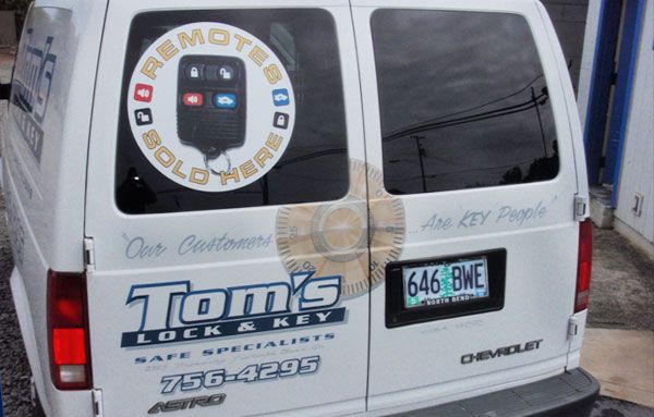 Toms Lock and Key Service Vehicle