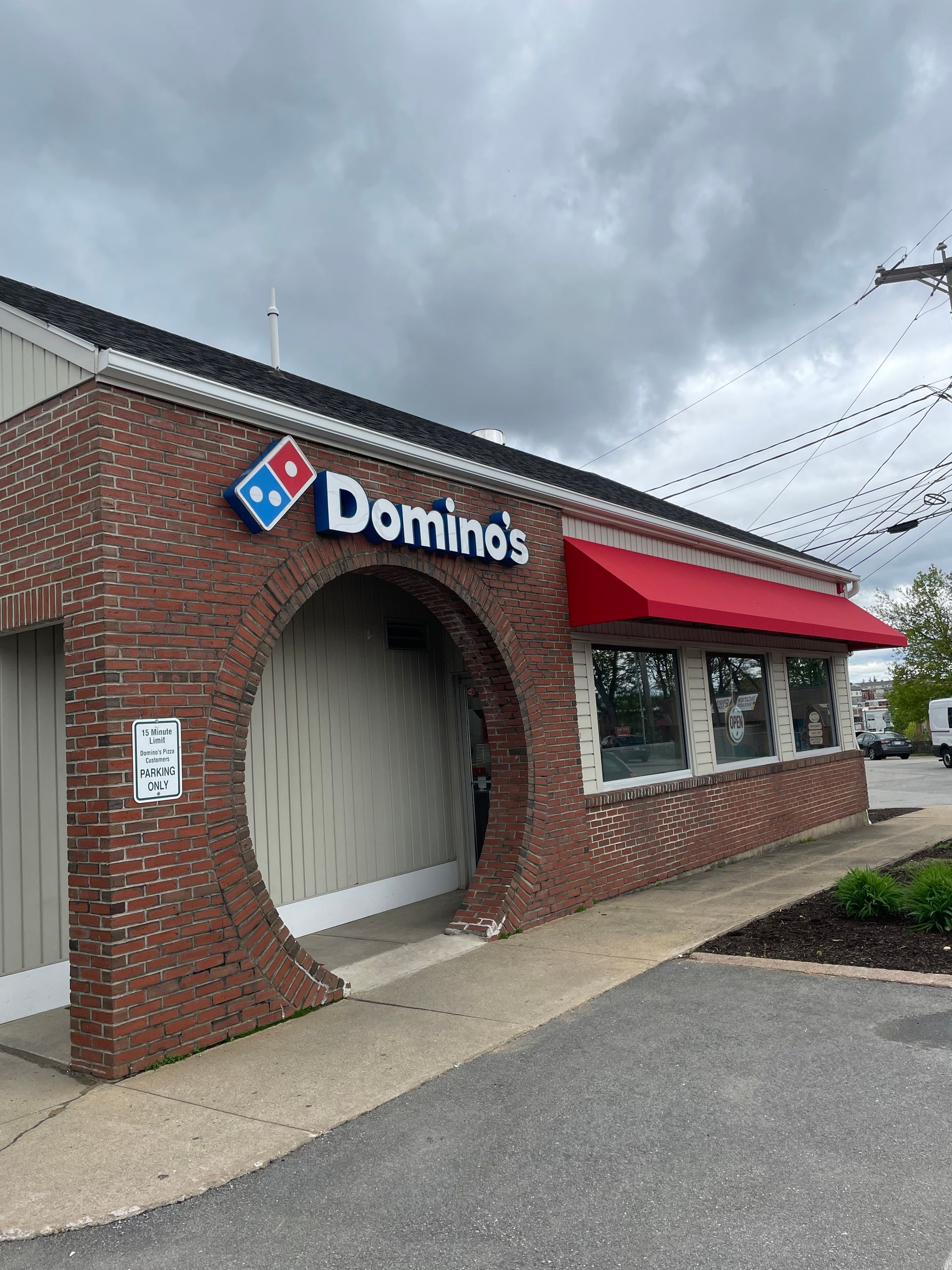 Commercial seamless gutter services