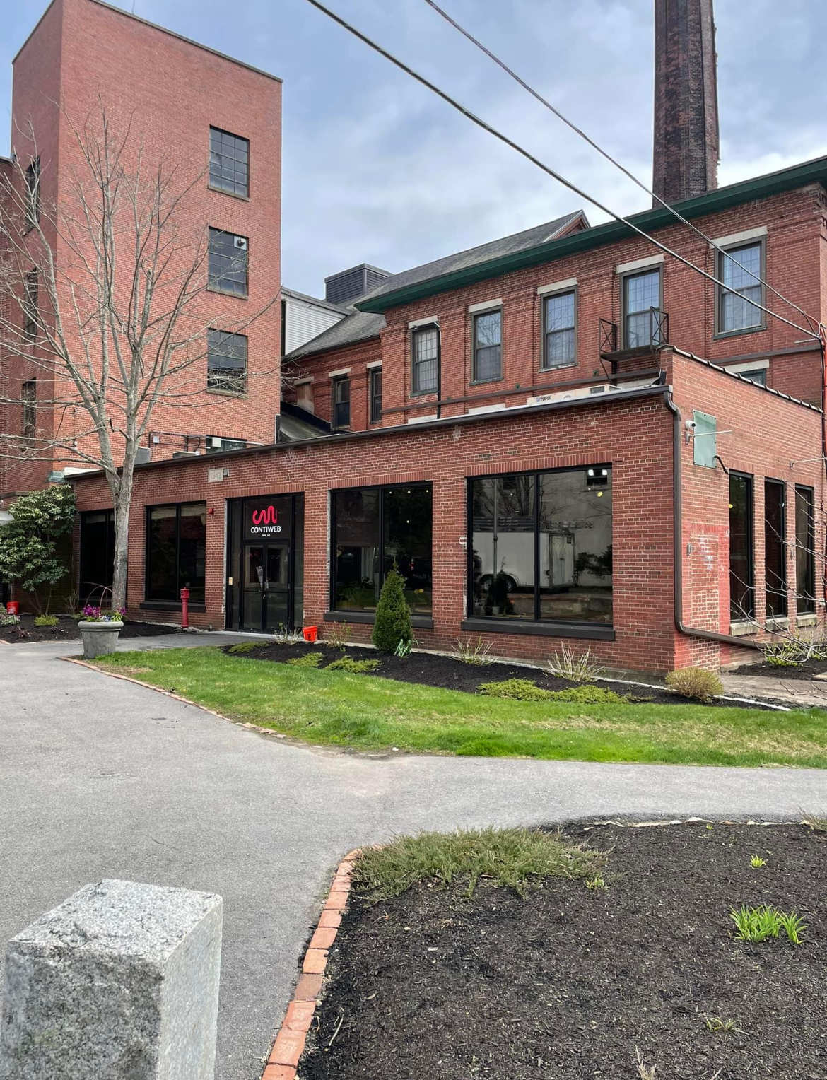 Commercial gutter services