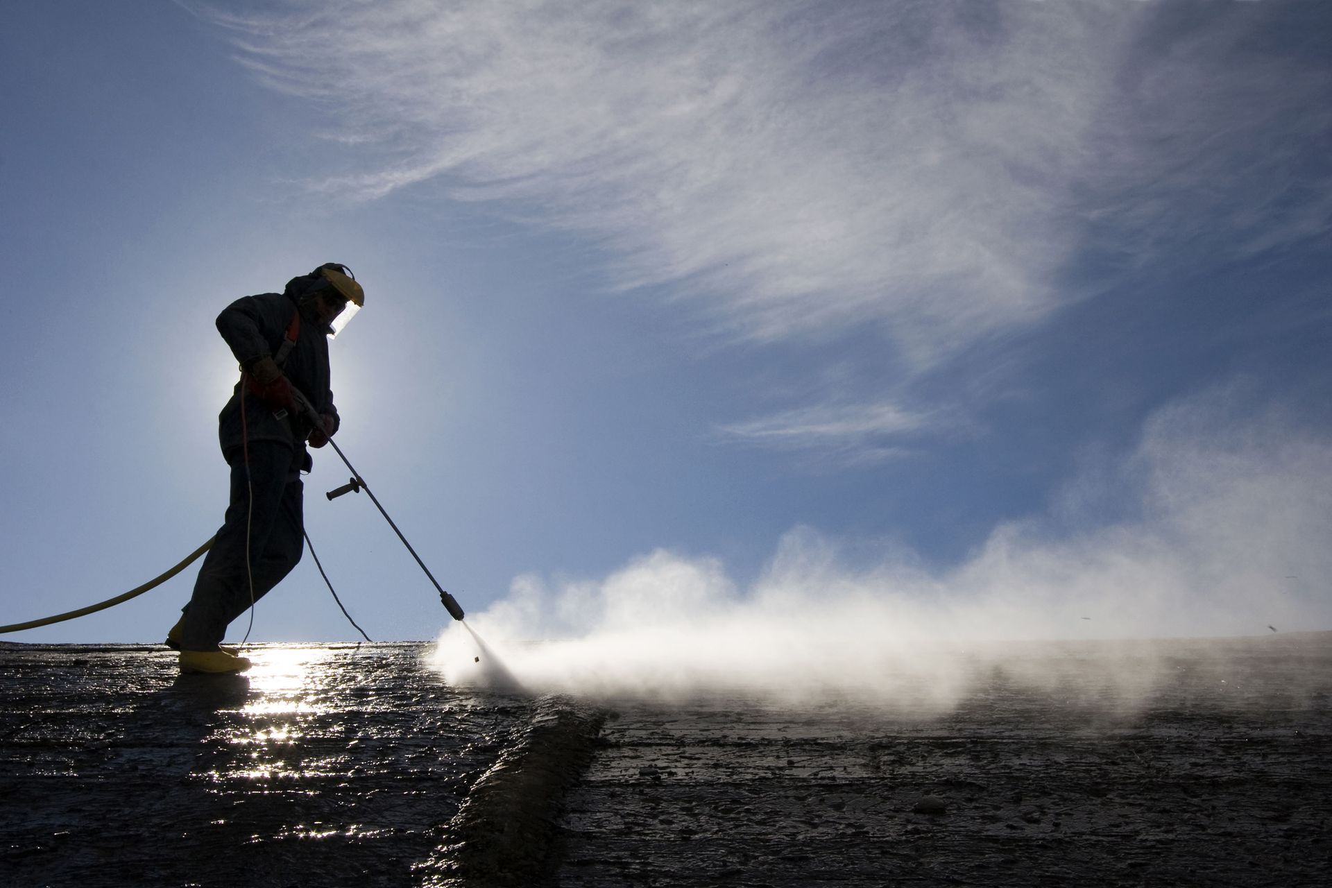 commercial pressure washing service
