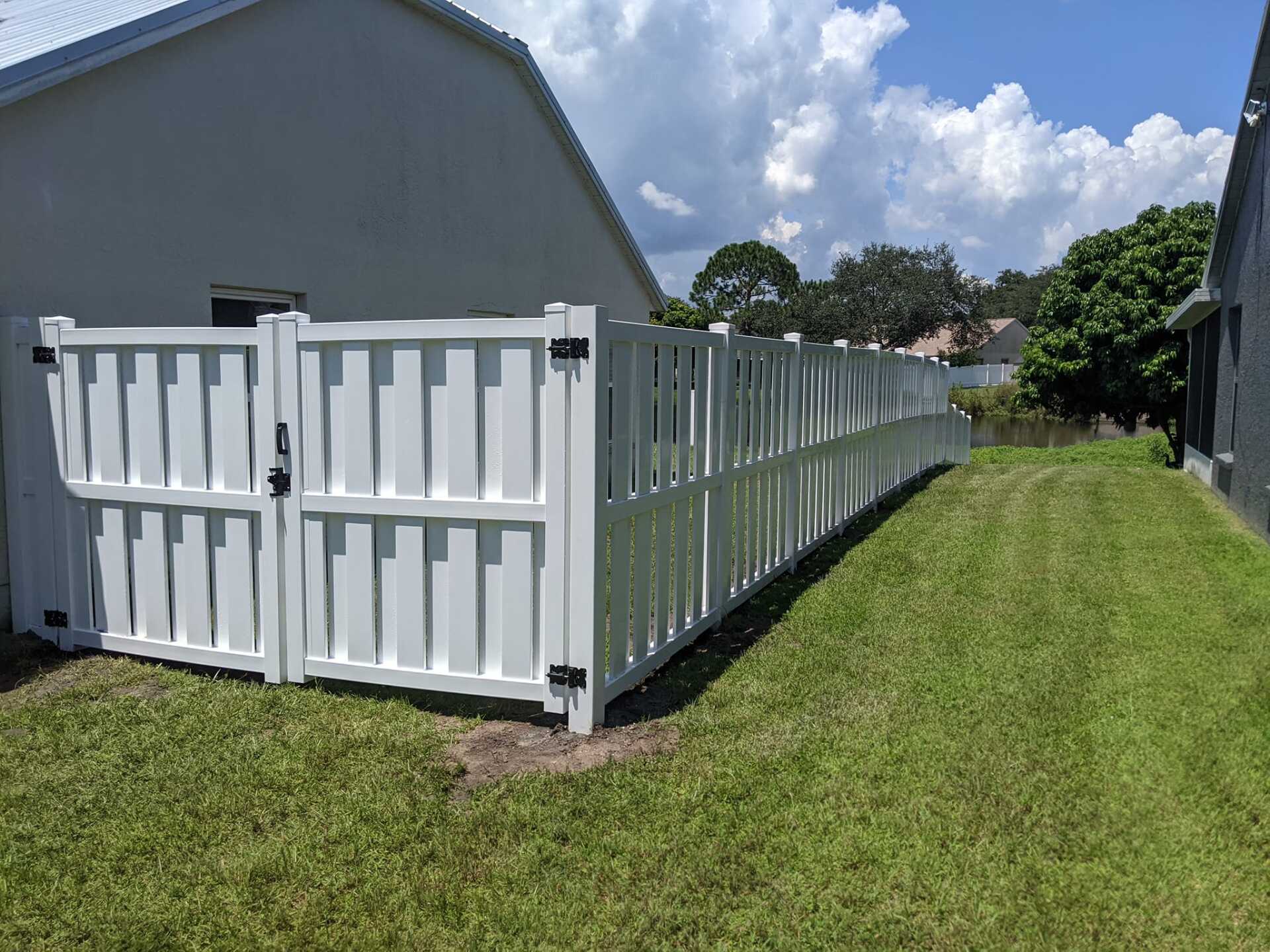 vinyl fence