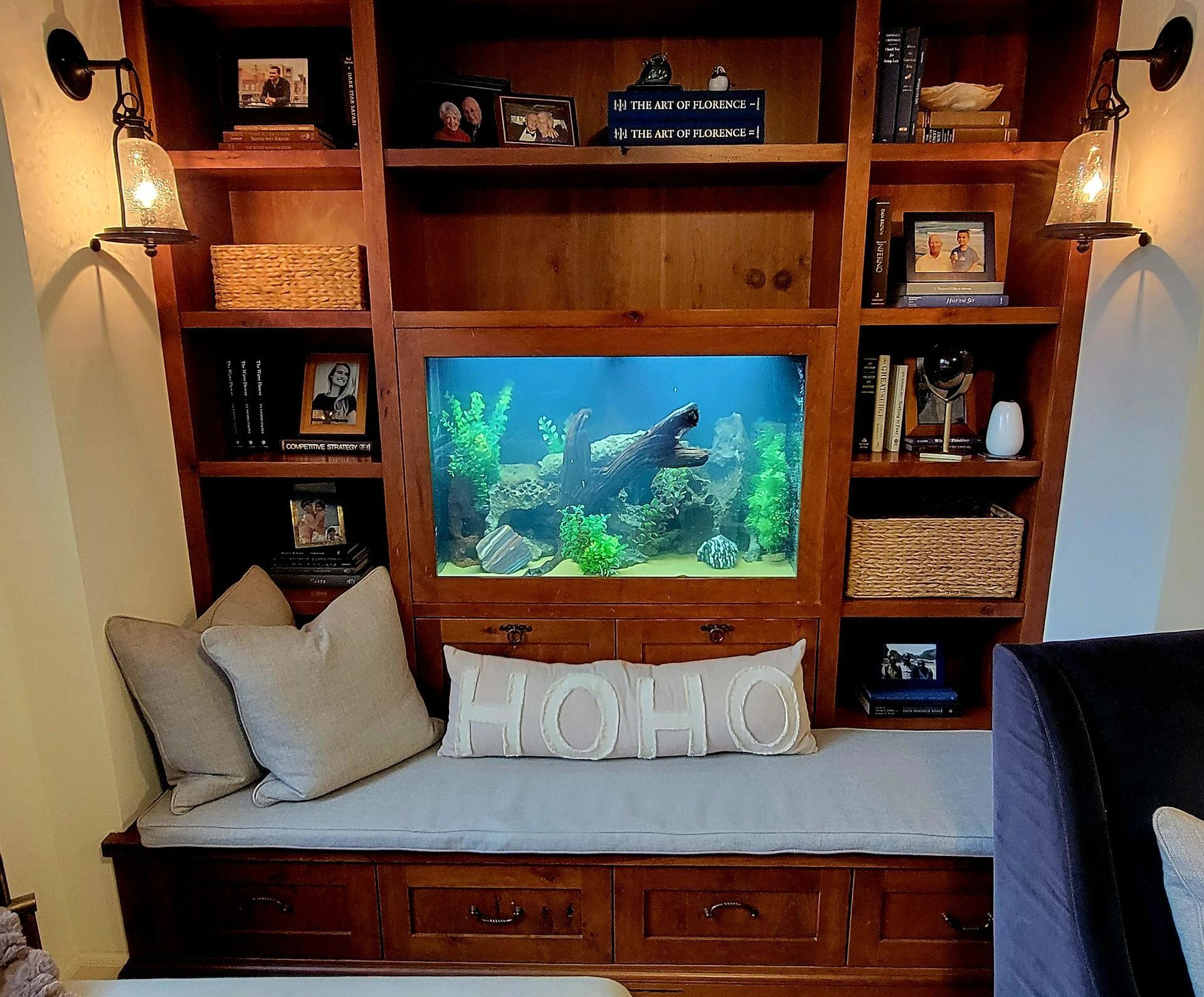 A large room with a lot of windows and chairs