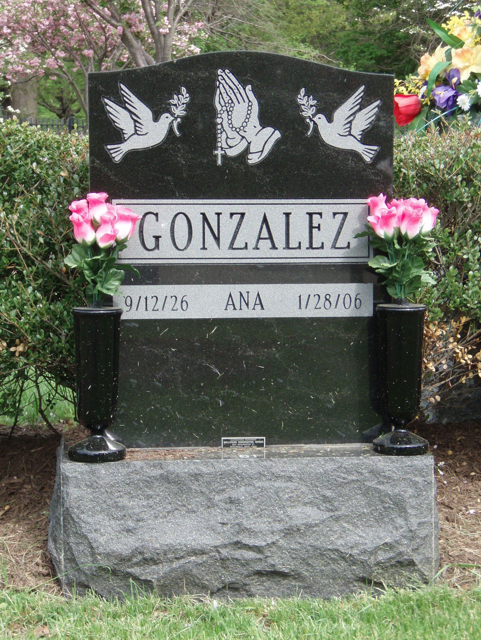 Custom monument design