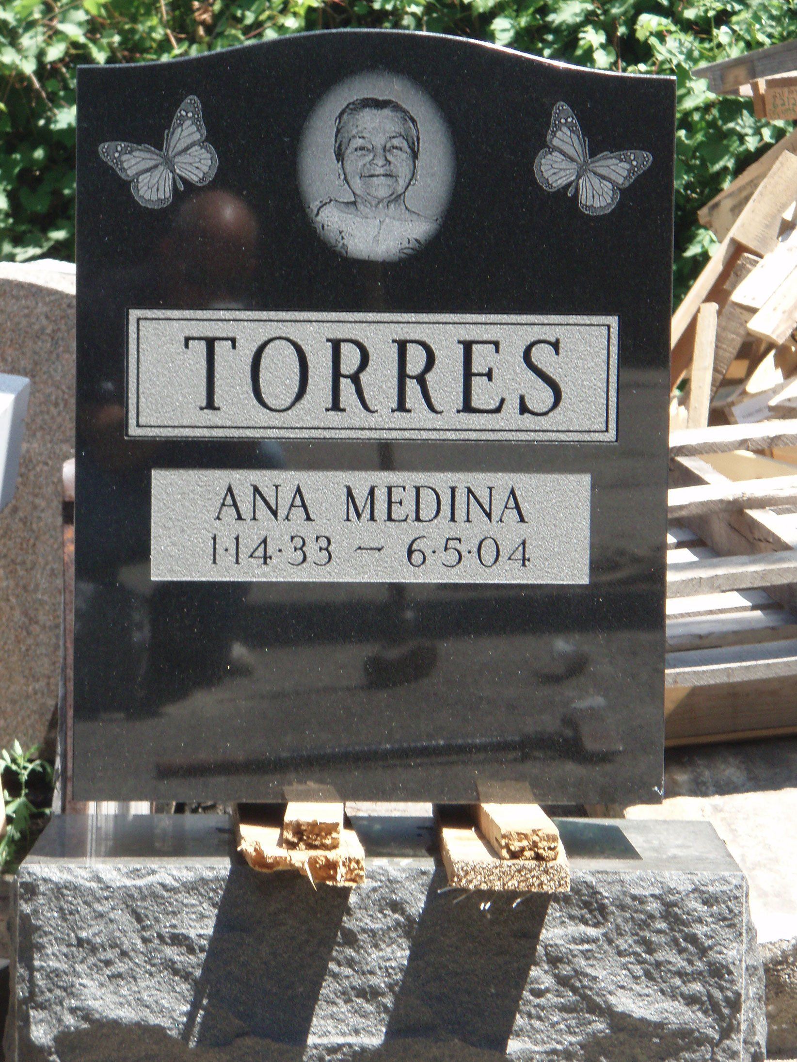 Custom monument design