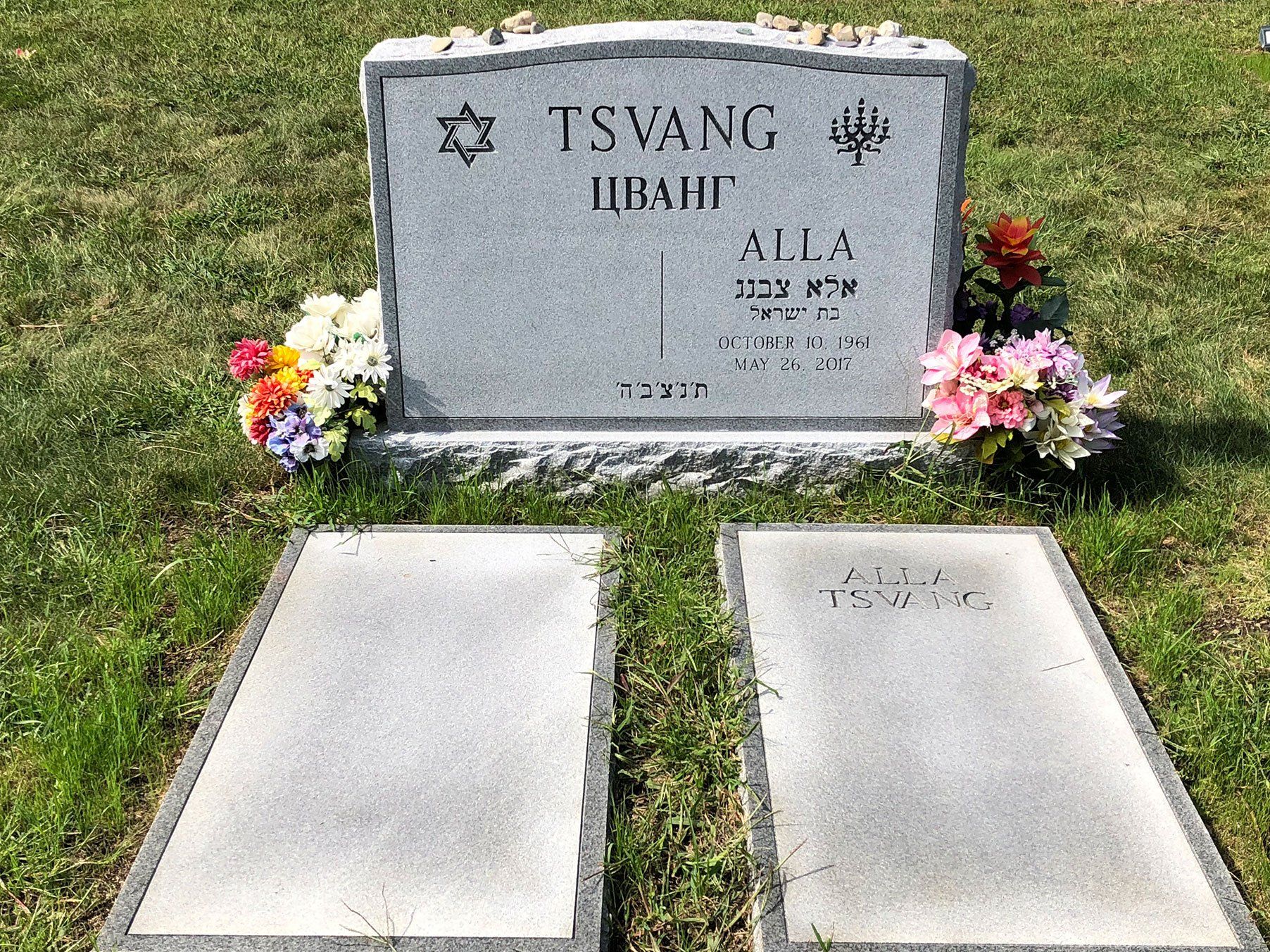 Custom monument design