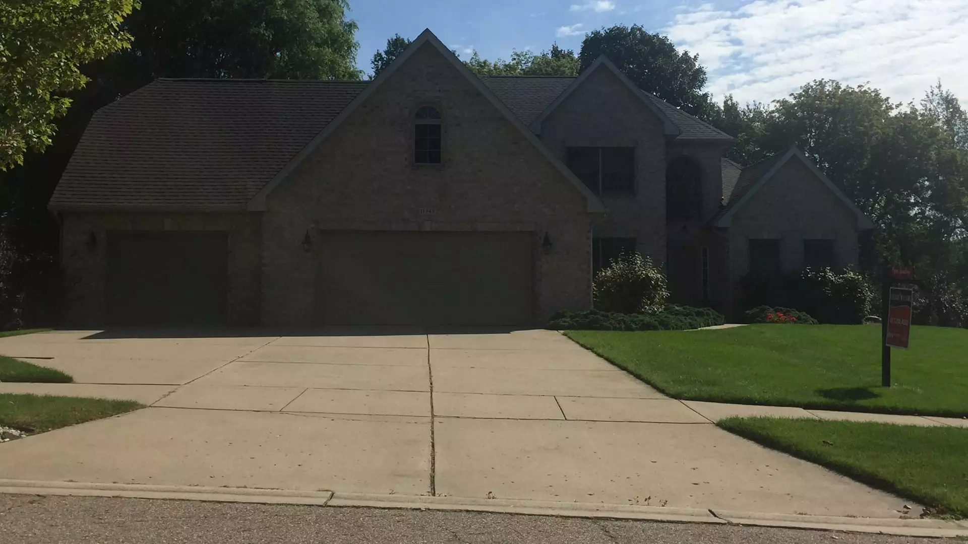 Schavey Rd Roof