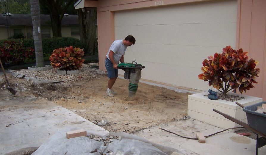 B & L Pool Resurfacing image