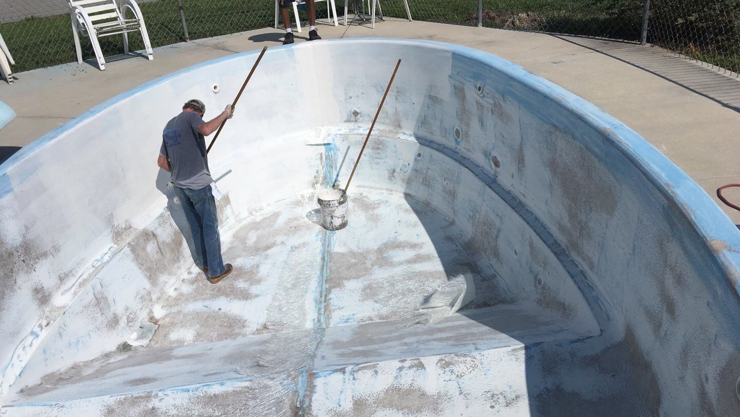 B & L Pool Resurfacing image
