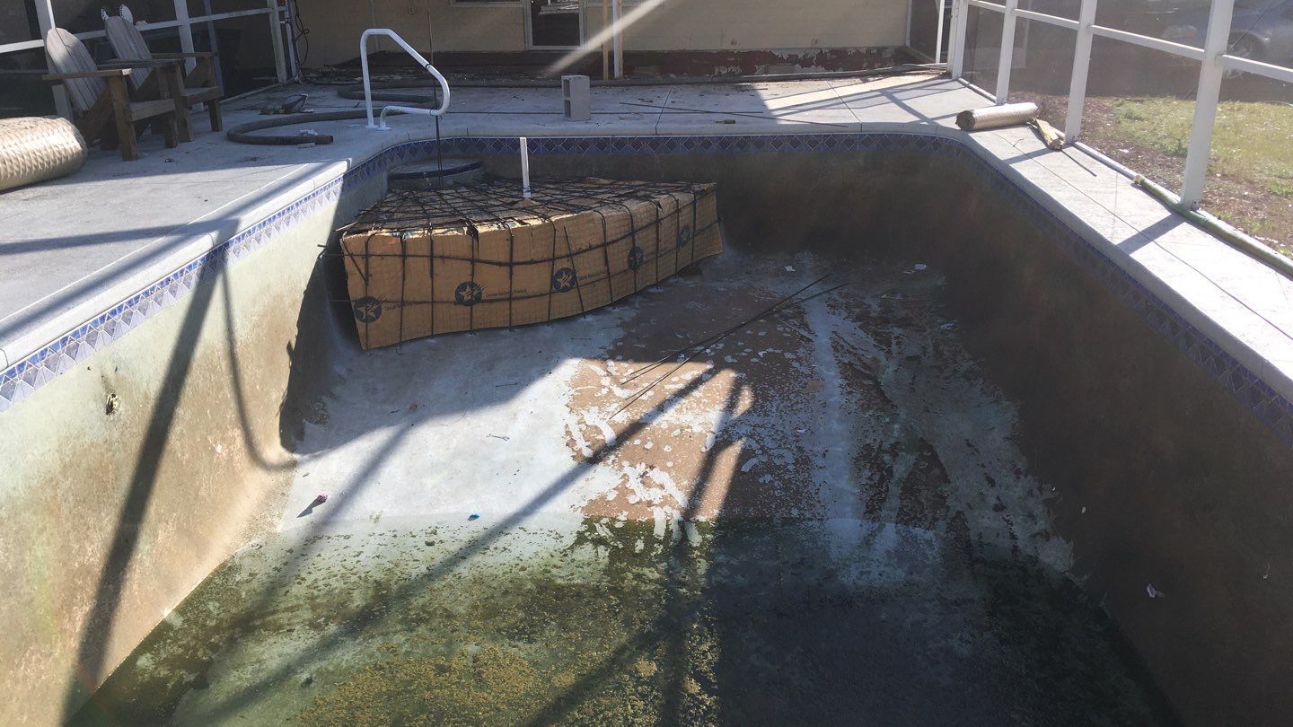 B & L Pool Resurfacing image