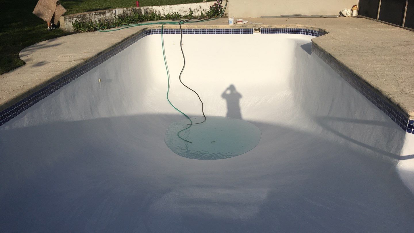 B & L Pool Resurfacing image