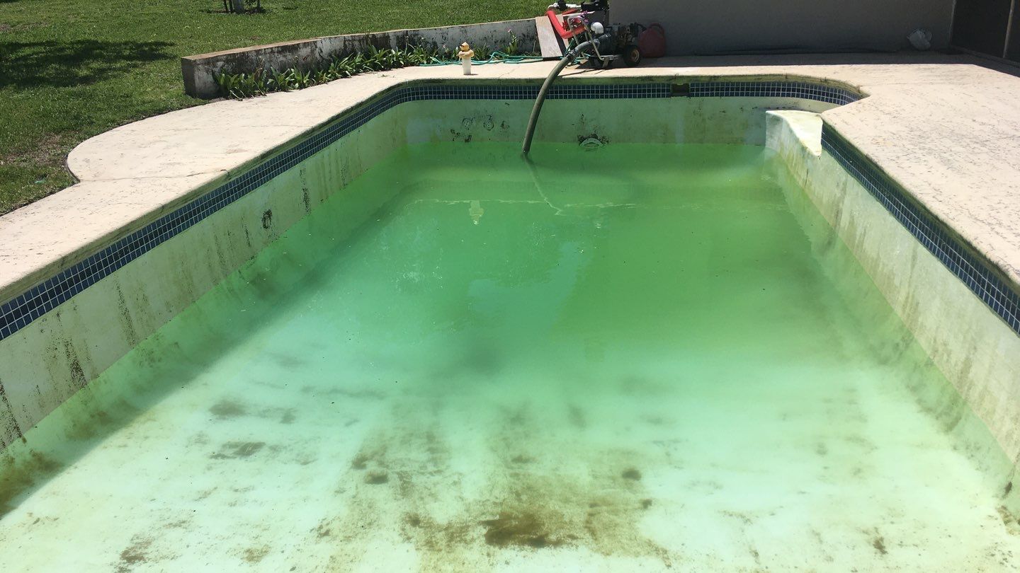 B & L Pool Resurfacing image