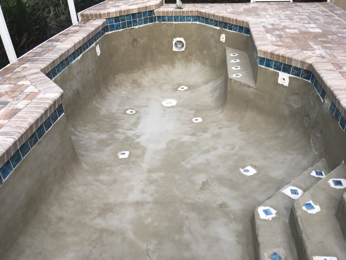 B & L Pool Resurfacing image