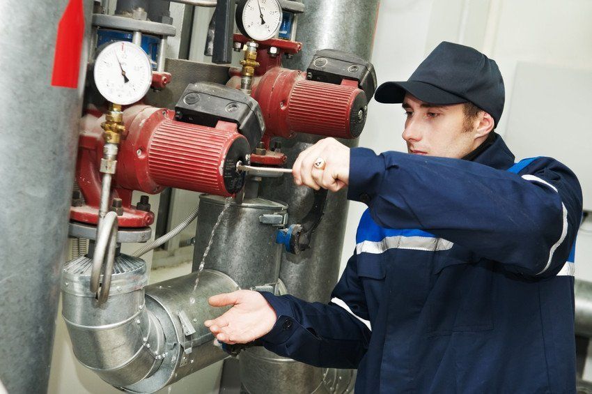 Servicing Pump