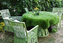 A cute set or garden furniture