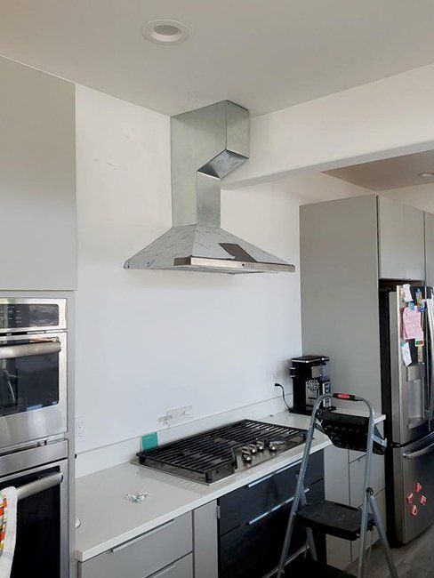 Kitchen vent hood
