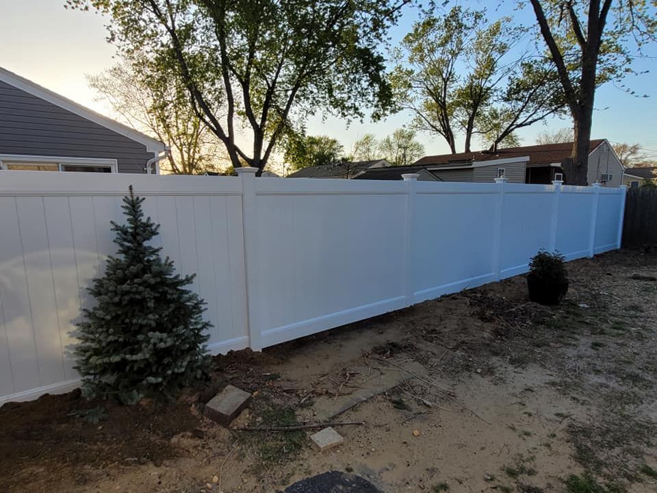 Vinyl fence