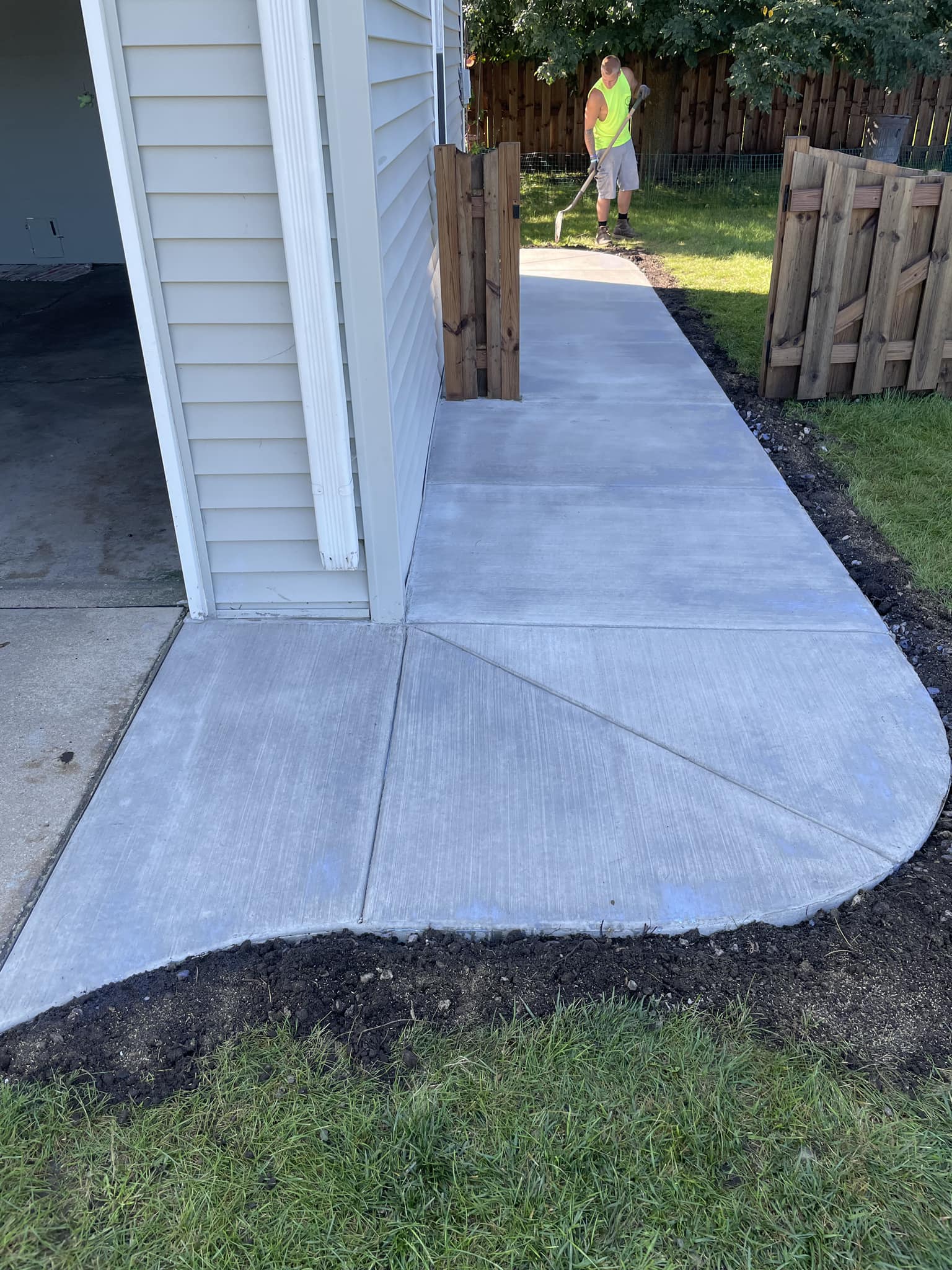 Small sidewalk installation