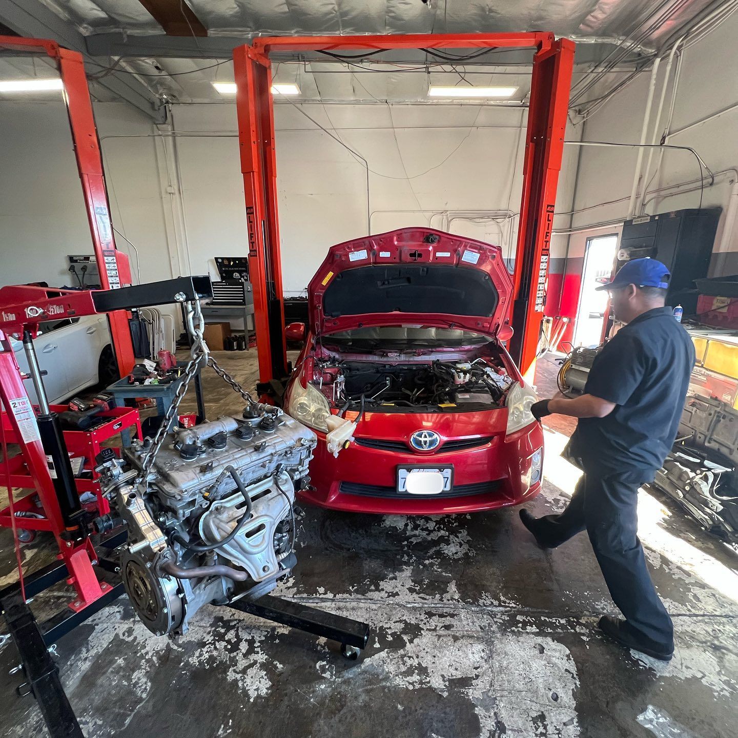 Hybrid Auto Club Repair