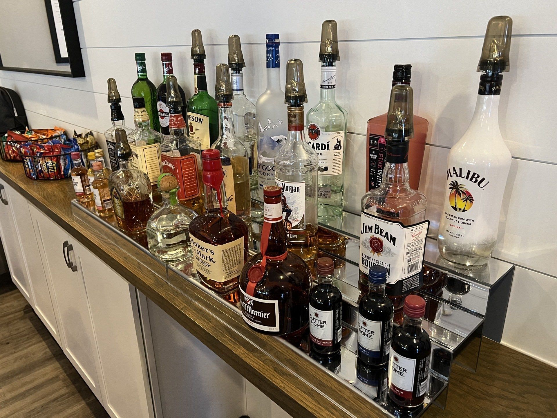 Top Dollar Slots bar