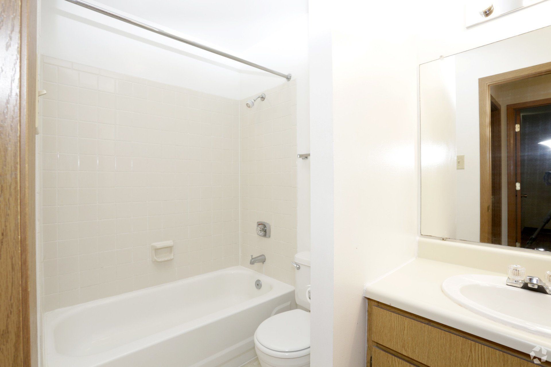 Community Gallery Lincoln Square Apartments