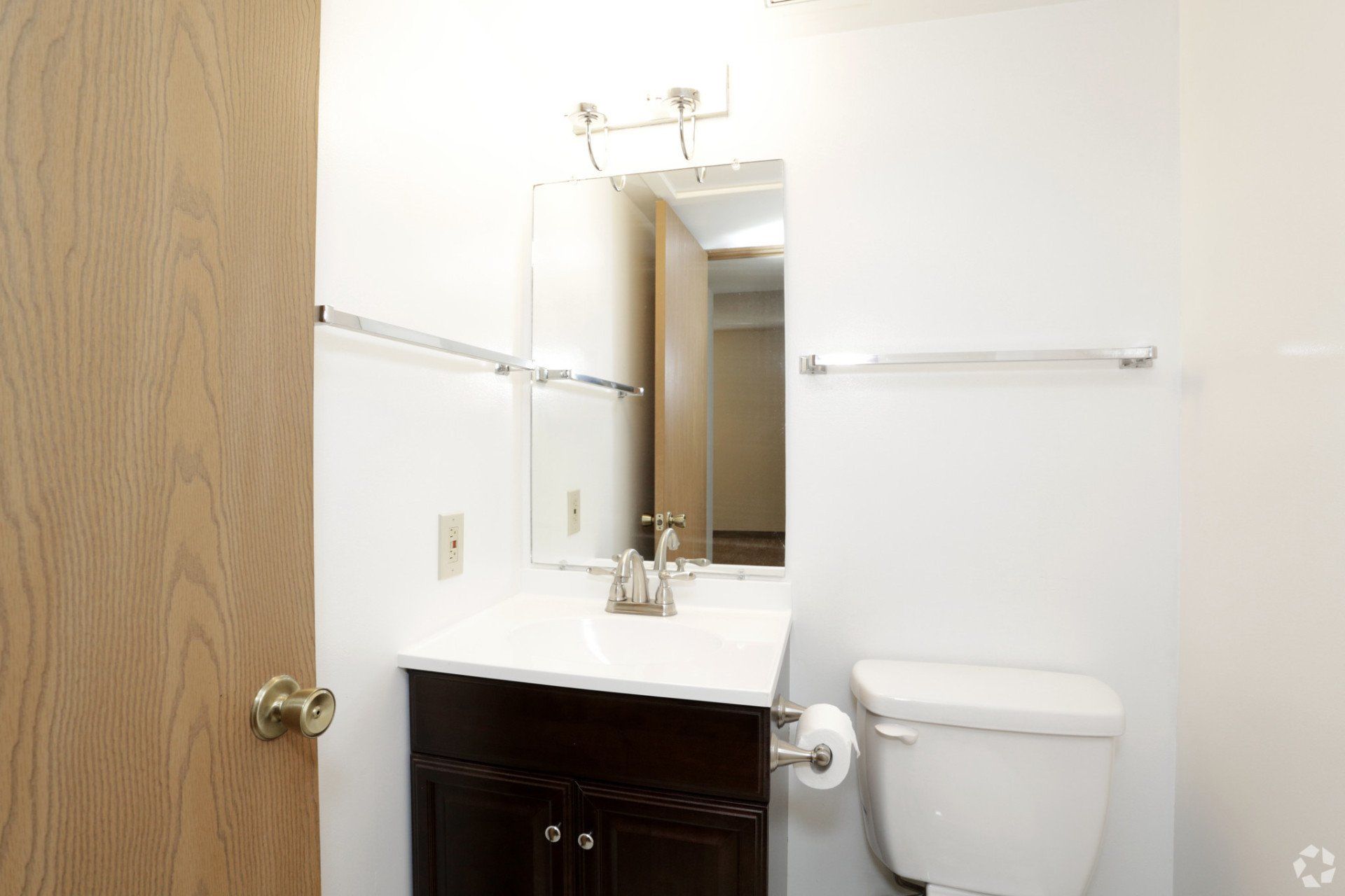 Community Gallery Lincoln Square Apartments