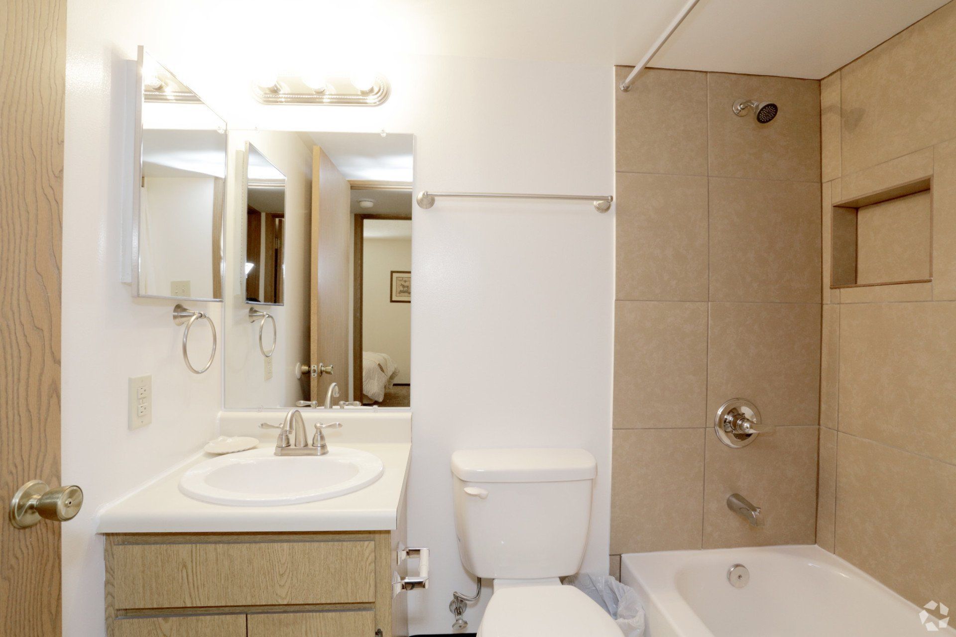 Community Gallery | Lincoln Square Apartments