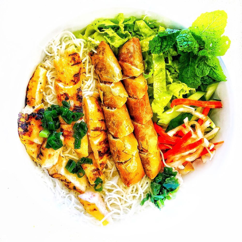 Vermicelli W/Pounded Shrimp & Spring Roll