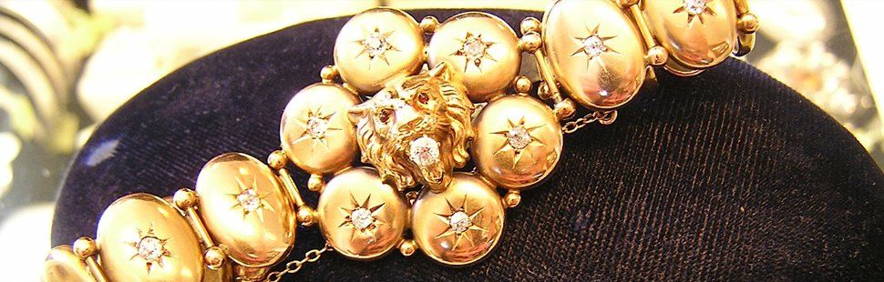 Gold lion head bracelet