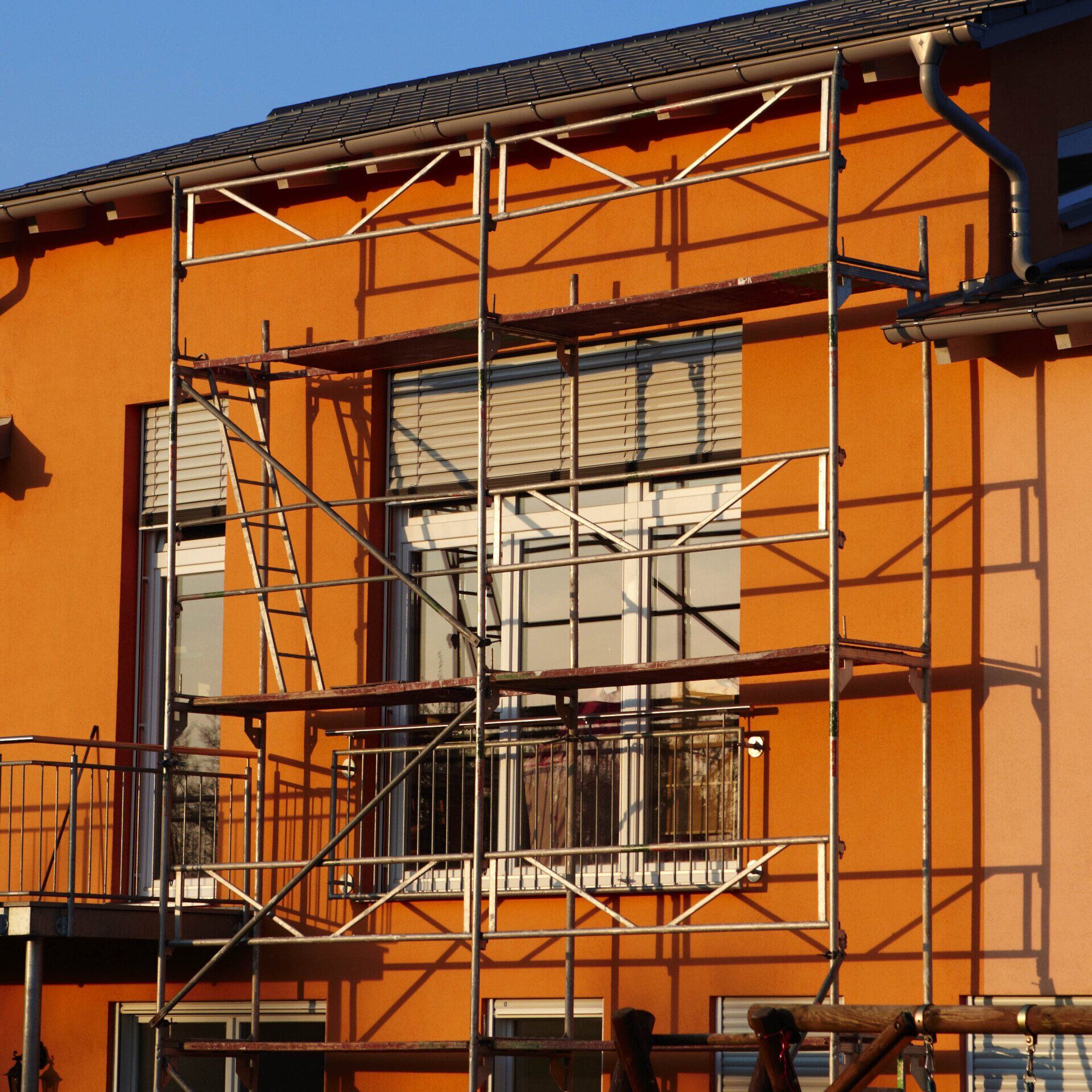 How a Scaffolding Business Can Help You Stay Safe on the Job