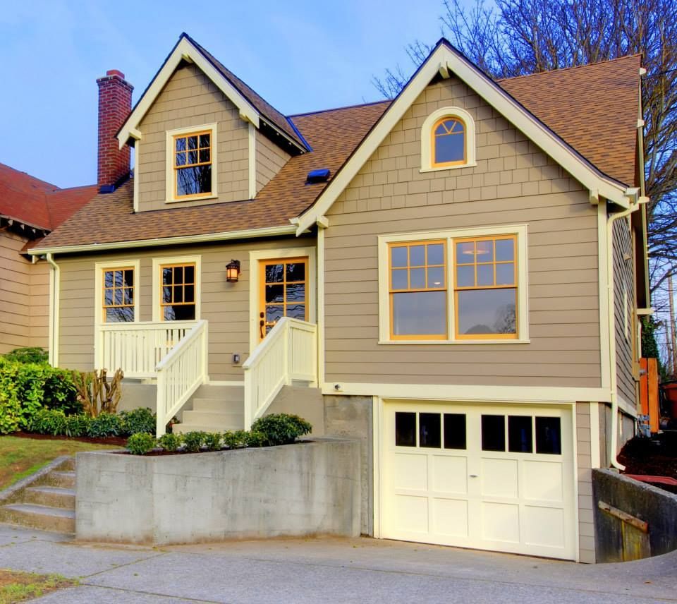 Residential garage doors