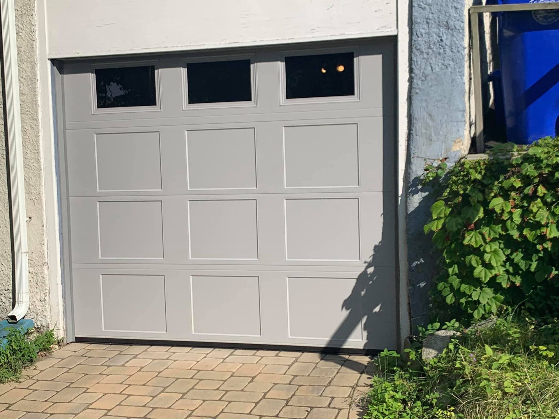 Residential garage doors