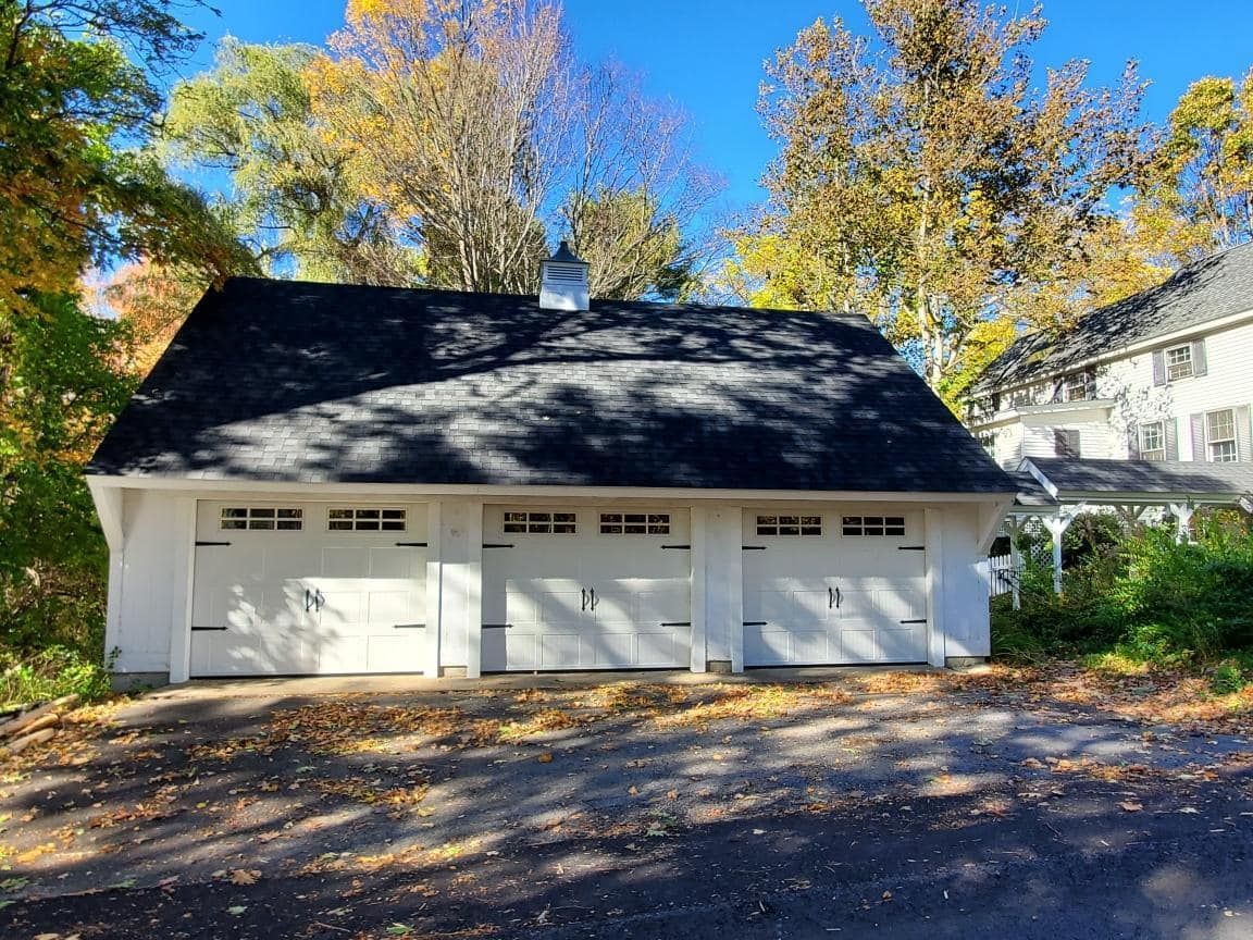 Residential garage doors