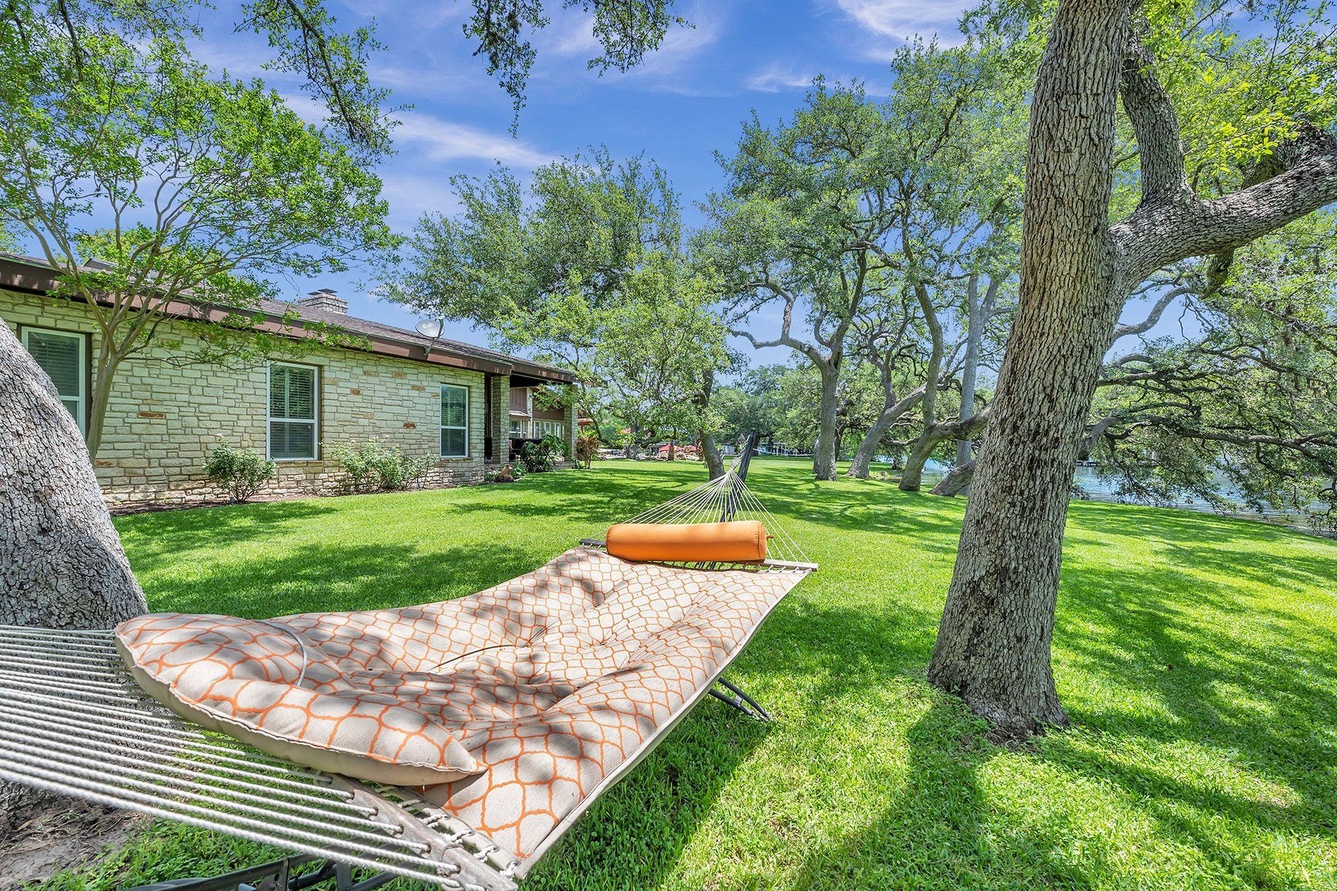 vacation rental hammock