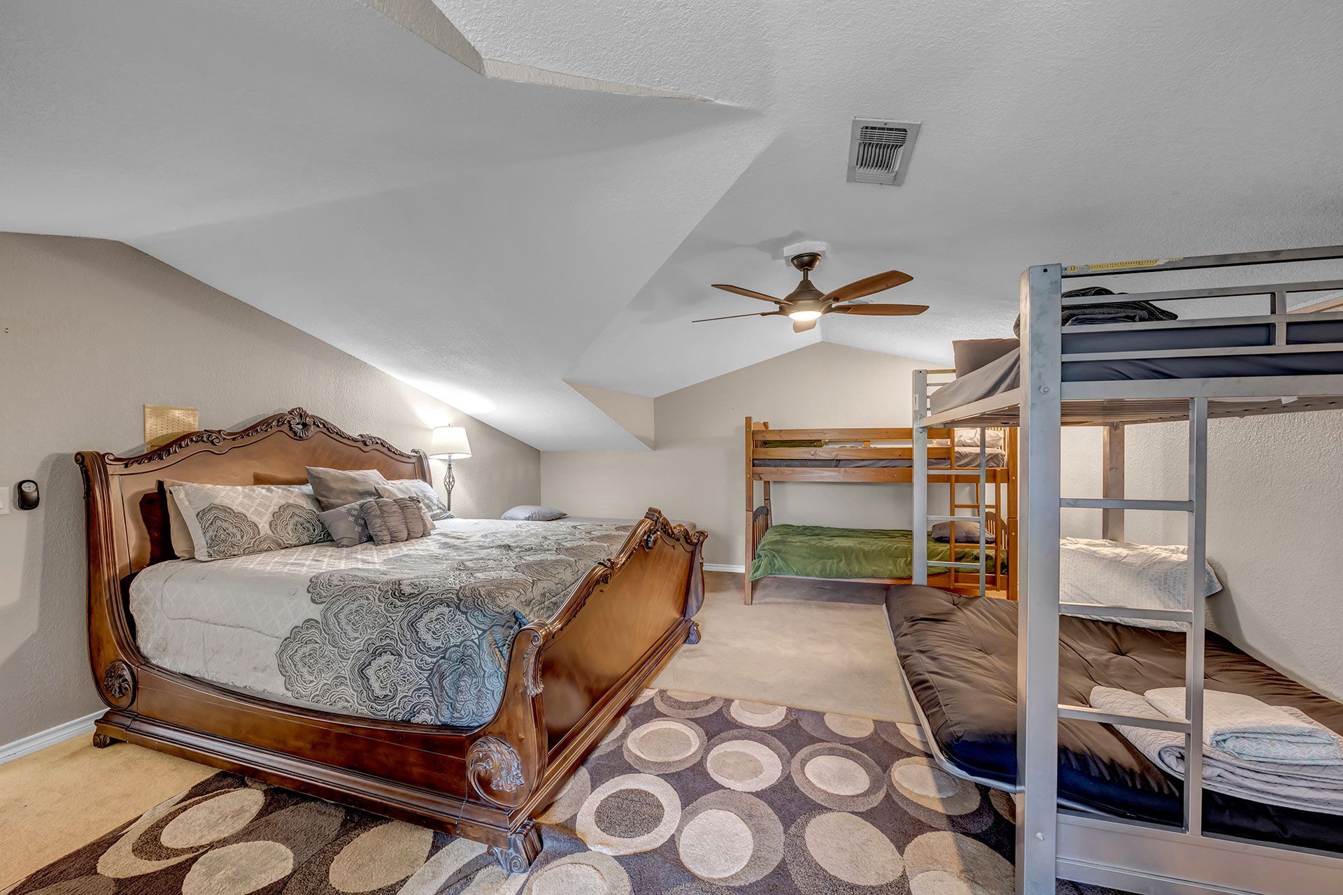 vacation rental bunk beds