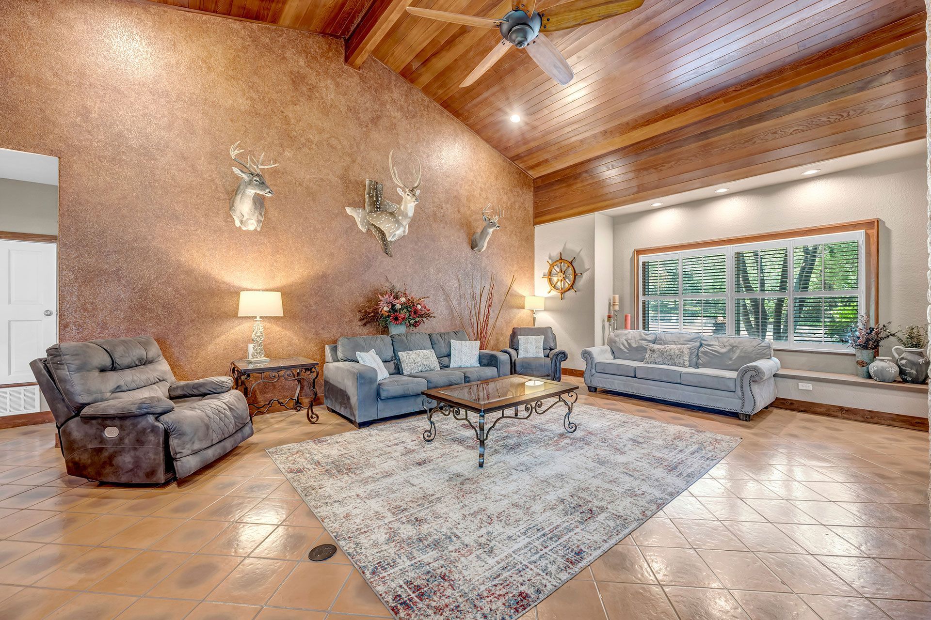 vacation rental living room