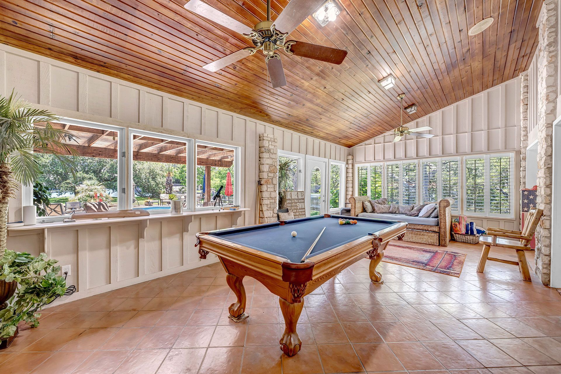vacation rental billiard table
